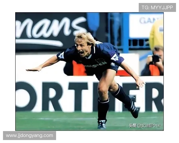 克林斯曼：从足球场上的传奇到教练生涯的辉煌历程