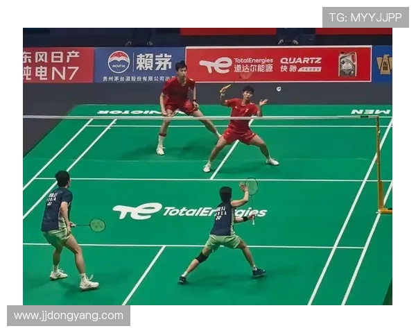 武汉羽毛球队在杯赛中以51分稳居积分榜首位展现强大实力